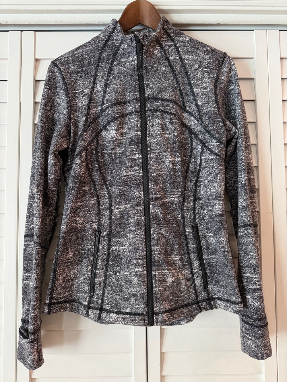 Lululemon Define Jacket - Size 8